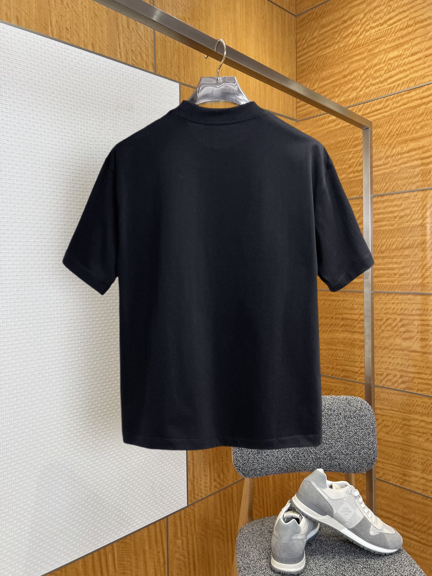 short sleeves